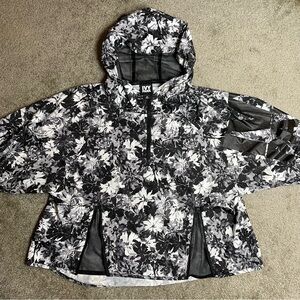 Ivy park Beyoncé black white floral windbreaker warm up jacket athletic mesh